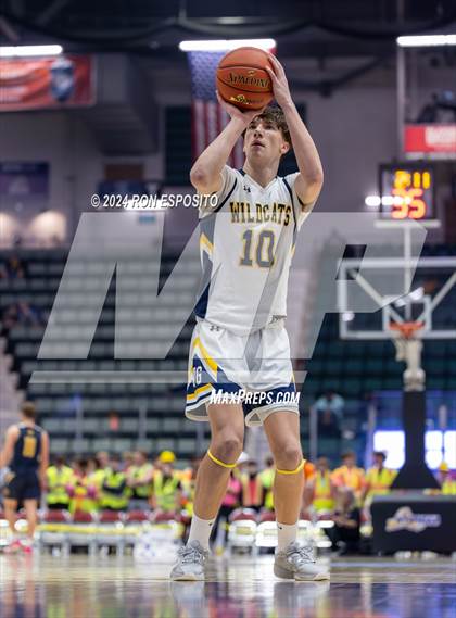 Thumbnail 1 in Our Lady of Lourdes vs West Genesee (NYSPHSAA Class AA Semifinal) photogallery.