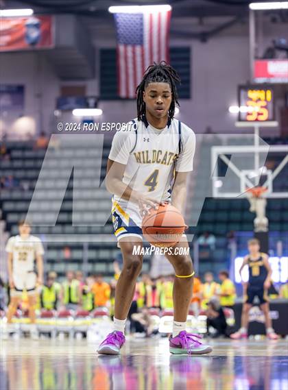 Thumbnail 2 in Our Lady of Lourdes vs West Genesee (NYSPHSAA Class AA Semifinal) photogallery.