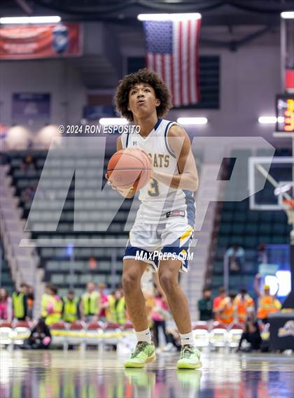 Thumbnail 3 in Our Lady of Lourdes vs West Genesee (NYSPHSAA Class AA Semifinal) photogallery.