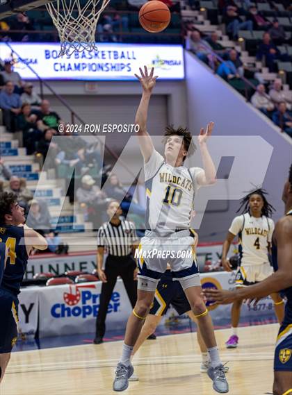 Thumbnail 3 in Our Lady of Lourdes vs West Genesee (NYSPHSAA Class AA Semifinal) photogallery.