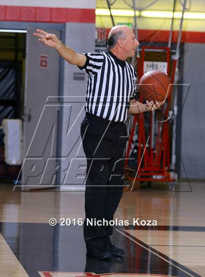 Thumbnail 3 in Grant vs. Golden Valley (Hart Tournament) photogallery.