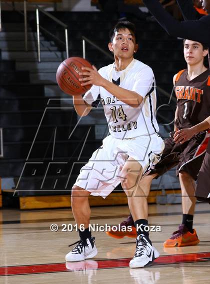 Thumbnail 1 in Grant vs. Golden Valley (Hart Tournament) photogallery.