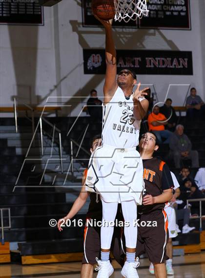 Thumbnail 2 in Grant vs. Golden Valley (Hart Tournament) photogallery.