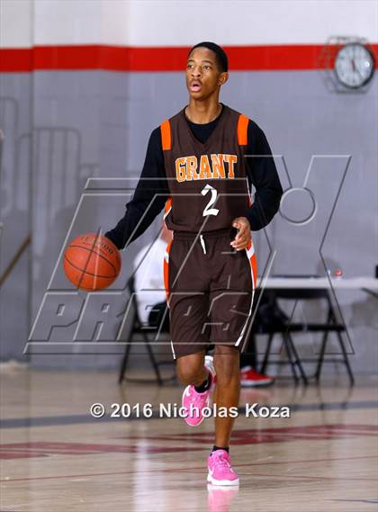 Thumbnail 1 in Grant vs. Golden Valley (Hart Tournament) photogallery.