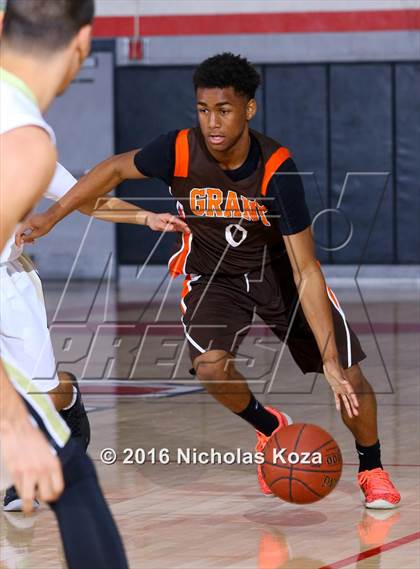 Thumbnail 2 in Grant vs. Golden Valley (Hart Tournament) photogallery.