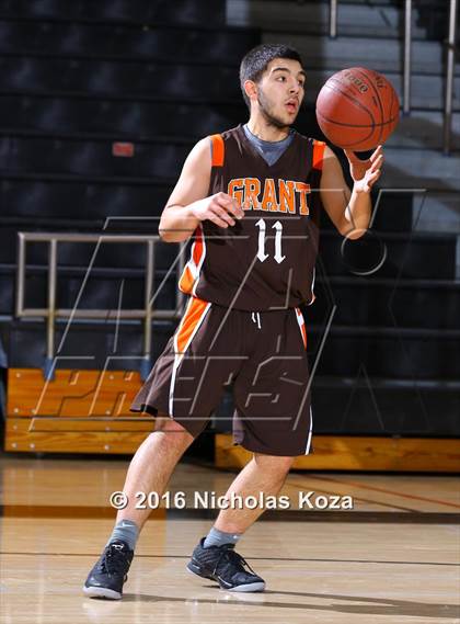 Thumbnail 3 in Grant vs. Golden Valley (Hart Tournament) photogallery.