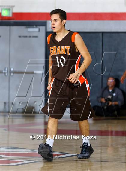 Thumbnail 2 in Grant vs. Golden Valley (Hart Tournament) photogallery.
