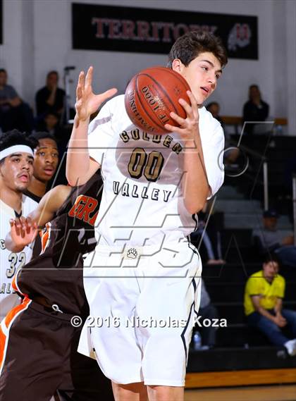 Thumbnail 3 in Grant vs. Golden Valley (Hart Tournament) photogallery.