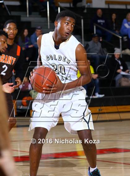 Thumbnail 3 in Grant vs. Golden Valley (Hart Tournament) photogallery.