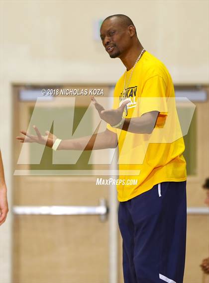 Thumbnail 2 in Millikan vs. King-Drew (MLK Day Showdown) photogallery.
