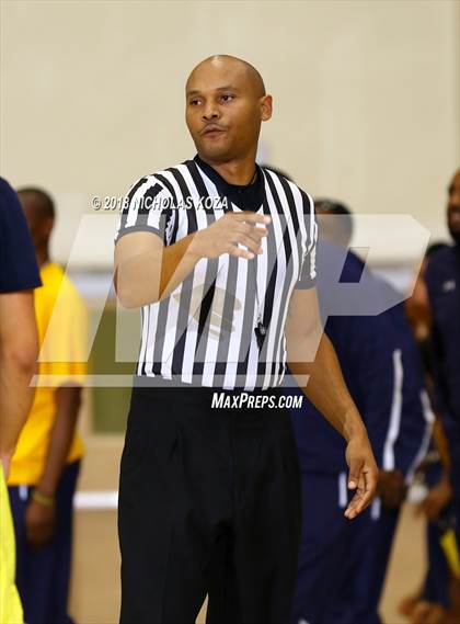 Thumbnail 2 in Millikan vs. King-Drew (MLK Day Showdown) photogallery.