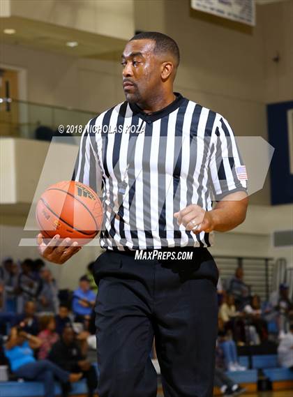 Thumbnail 2 in Millikan vs. King-Drew (MLK Day Showdown) photogallery.