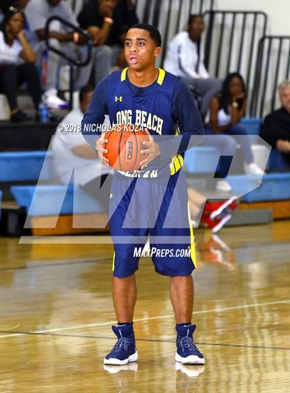 Thumbnail 3 in Millikan vs. King-Drew (MLK Day Showdown) photogallery.