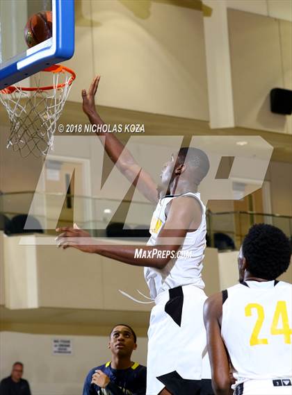 Thumbnail 2 in Millikan vs. King-Drew (MLK Day Showdown) photogallery.