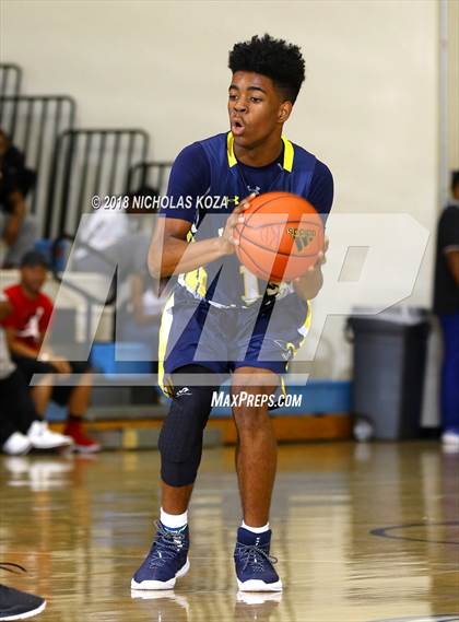 Thumbnail 3 in Millikan vs. King-Drew (MLK Day Showdown) photogallery.