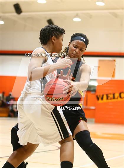 Thumbnail 3 in Douglas Byrd @ South View photogallery.