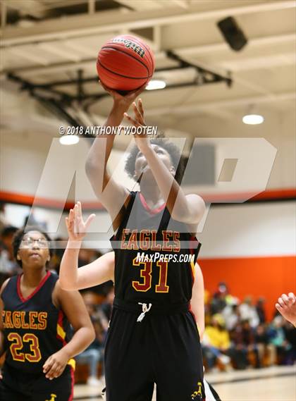 Thumbnail 2 in Douglas Byrd @ South View photogallery.