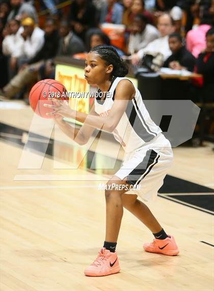 Thumbnail 2 in Douglas Byrd @ South View photogallery.