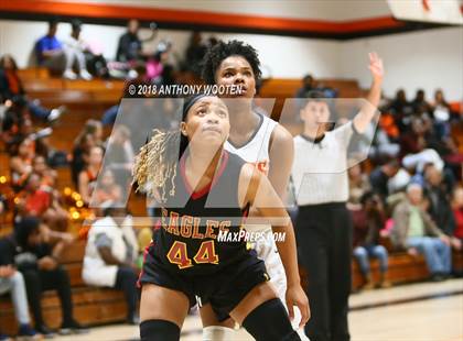 Thumbnail 3 in Douglas Byrd @ South View photogallery.