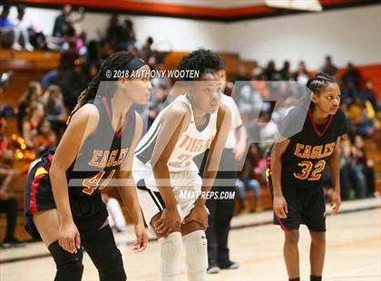 Thumbnail 2 in Douglas Byrd @ South View photogallery.