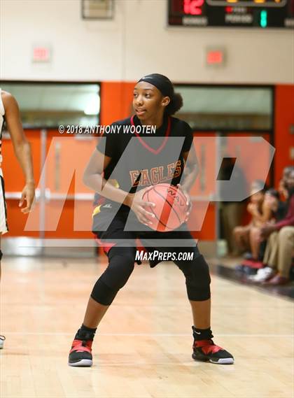 Thumbnail 3 in Douglas Byrd @ South View photogallery.
