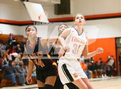 Thumbnail 3 in Douglas Byrd @ South View photogallery.