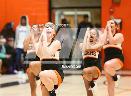 Thumbnail 2 in Douglas Byrd @ South View photogallery.