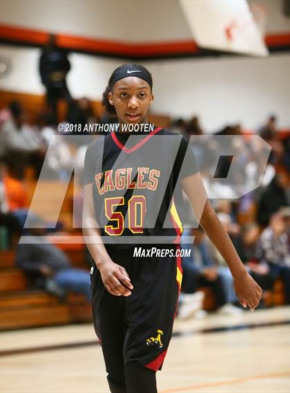 Thumbnail 2 in Douglas Byrd @ South View photogallery.