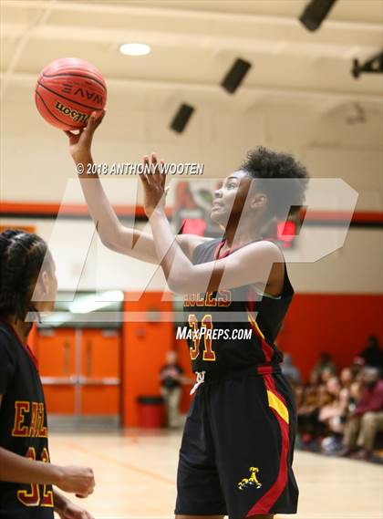 Thumbnail 2 in Douglas Byrd @ South View photogallery.