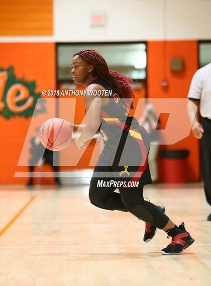 Thumbnail 2 in Douglas Byrd @ South View photogallery.