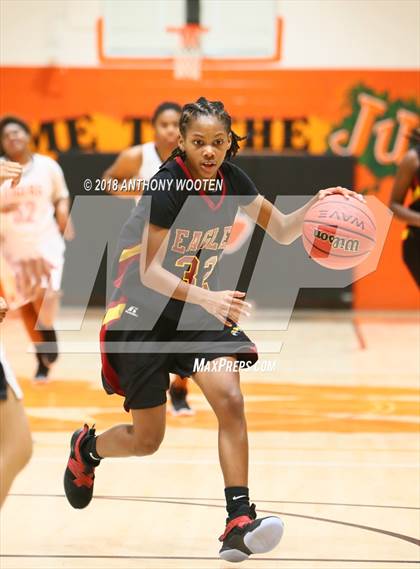 Thumbnail 1 in Douglas Byrd @ South View photogallery.