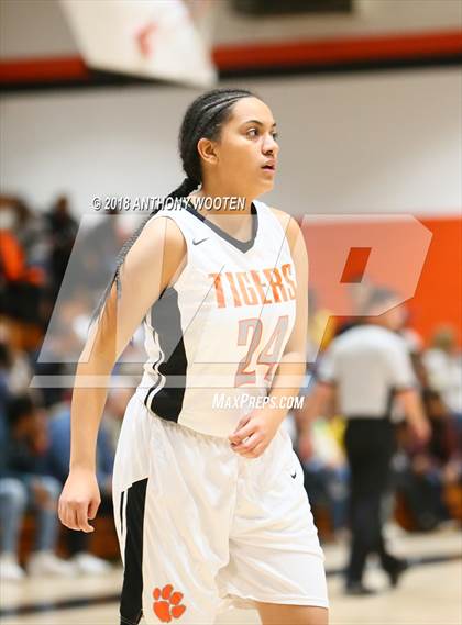 Thumbnail 1 in Douglas Byrd @ South View photogallery.