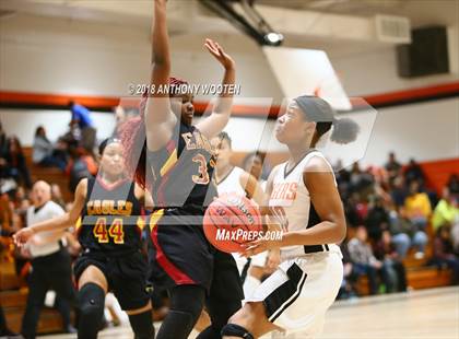 Thumbnail 2 in Douglas Byrd @ South View photogallery.