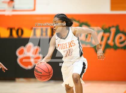 Thumbnail 3 in Douglas Byrd @ South View photogallery.