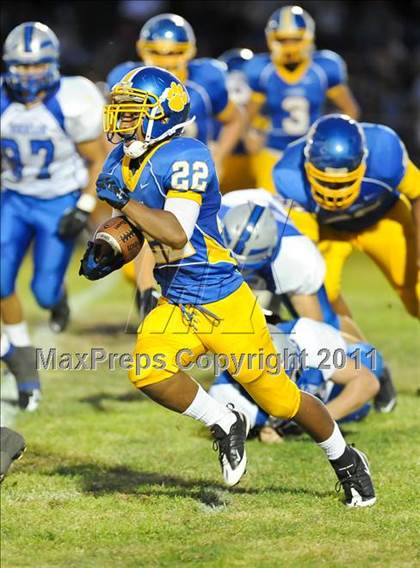 Thumbnail 1 in Rocklin @ Del Campo photogallery.