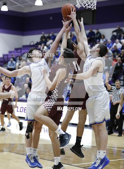 Thumbnail 2 in Vinton County vs Warren (OHSAA D2 Sectional Playoff) photogallery.