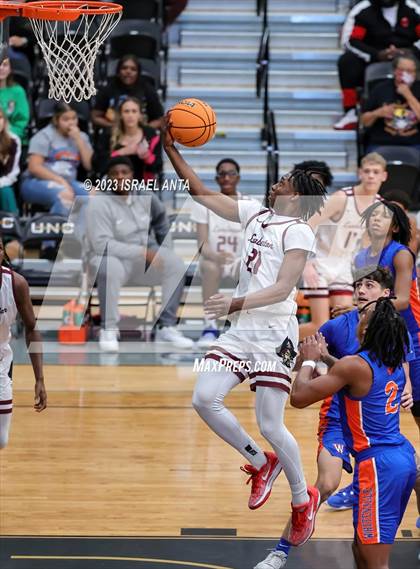 Thumbnail 1 in Whiteville vs. Lumberton (2023 Robeson County Shootout) photogallery.