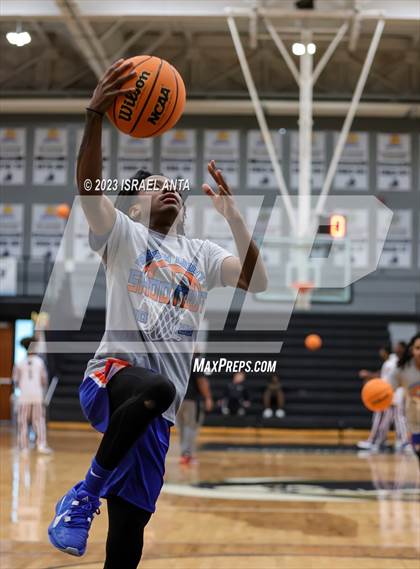 Thumbnail 3 in Whiteville vs. Lumberton (2023 Robeson County Shootout) photogallery.