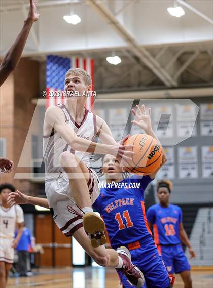 Thumbnail 1 in Whiteville vs. Lumberton (2023 Robeson County Shootout) photogallery.