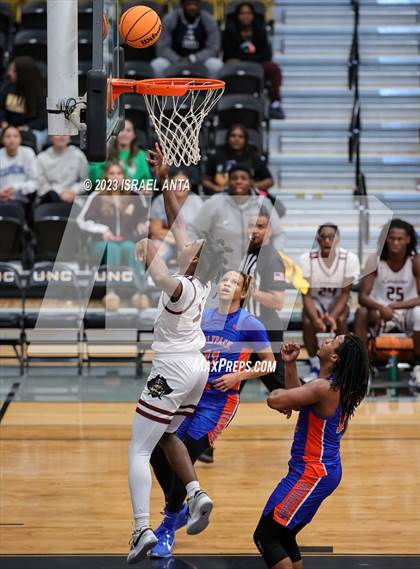 Thumbnail 2 in Whiteville vs. Lumberton (2023 Robeson County Shootout) photogallery.
