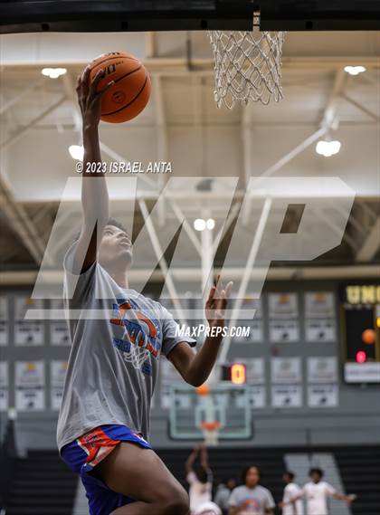 Thumbnail 3 in Whiteville vs. Lumberton (2023 Robeson County Shootout) photogallery.