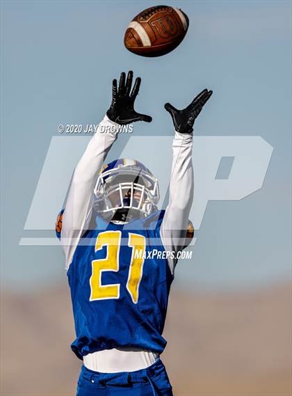 Thumbnail 1 in Orem vs. Timpview (UHSAA 5A Final) photogallery.