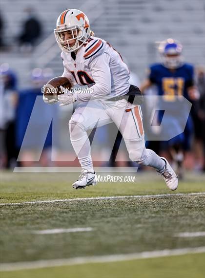 Thumbnail 3 in Orem vs. Timpview (UHSAA 5A Final) photogallery.