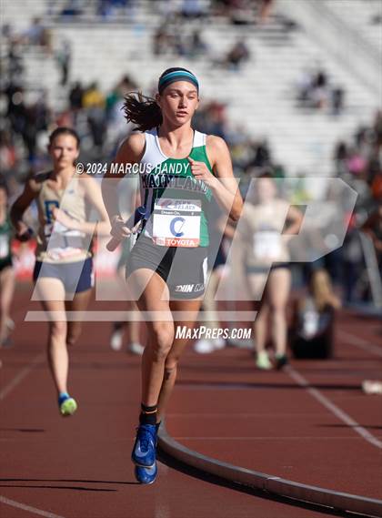 Thumbnail 3 in Penn Relays (Distance Medley) photogallery.