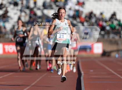 Thumbnail 3 in Penn Relays (Distance Medley) photogallery.