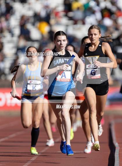Thumbnail 2 in Penn Relays (Distance Medley) photogallery.