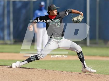 Thumbnail 3 in Bonita @ San Dimas photogallery.