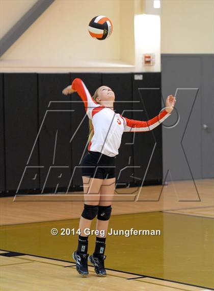 Thumbnail 3 in San Rafael vs. California School for the Deaf (Nor-Cal Invitational ) photogallery.
