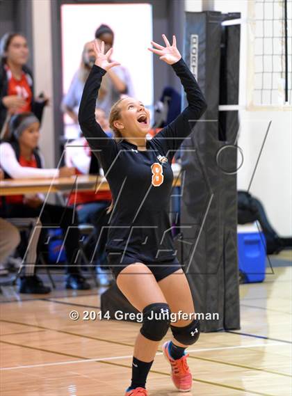 Thumbnail 1 in San Rafael vs. California School for the Deaf (Nor-Cal Invitational ) photogallery.