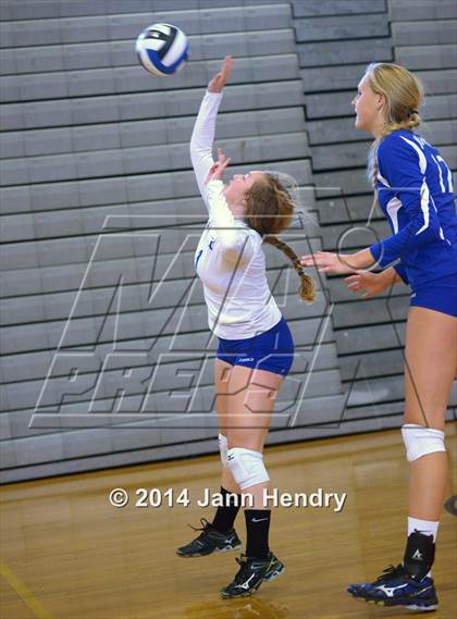 Thumbnail 1 in O'Gorman vs. Durango (Durango Fall Classic) photogallery.